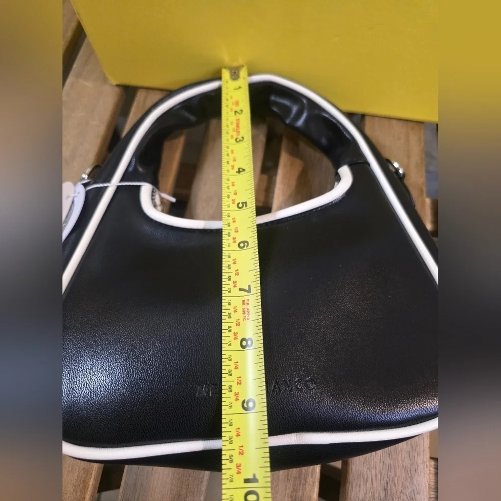 Melie Bianco chic hobo
